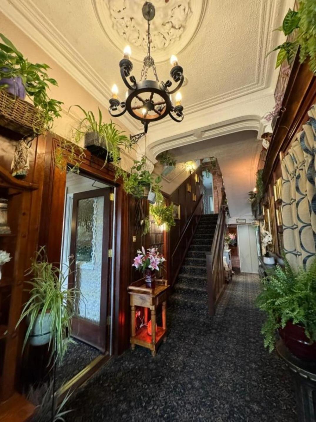 Avarest House Bb Adults Only Portrush Eksteriør bilde